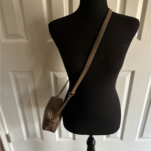 TORY BURCH KIRA TAUPE Quilted Crossbody Bag - Picture 5 of 9